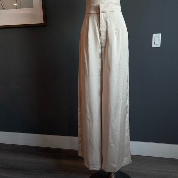 Meshki Cream Ivory Wide-Leg Pants - Picture 1 of 9